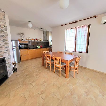 Vip Apartments In Szozopol Kültér fotó