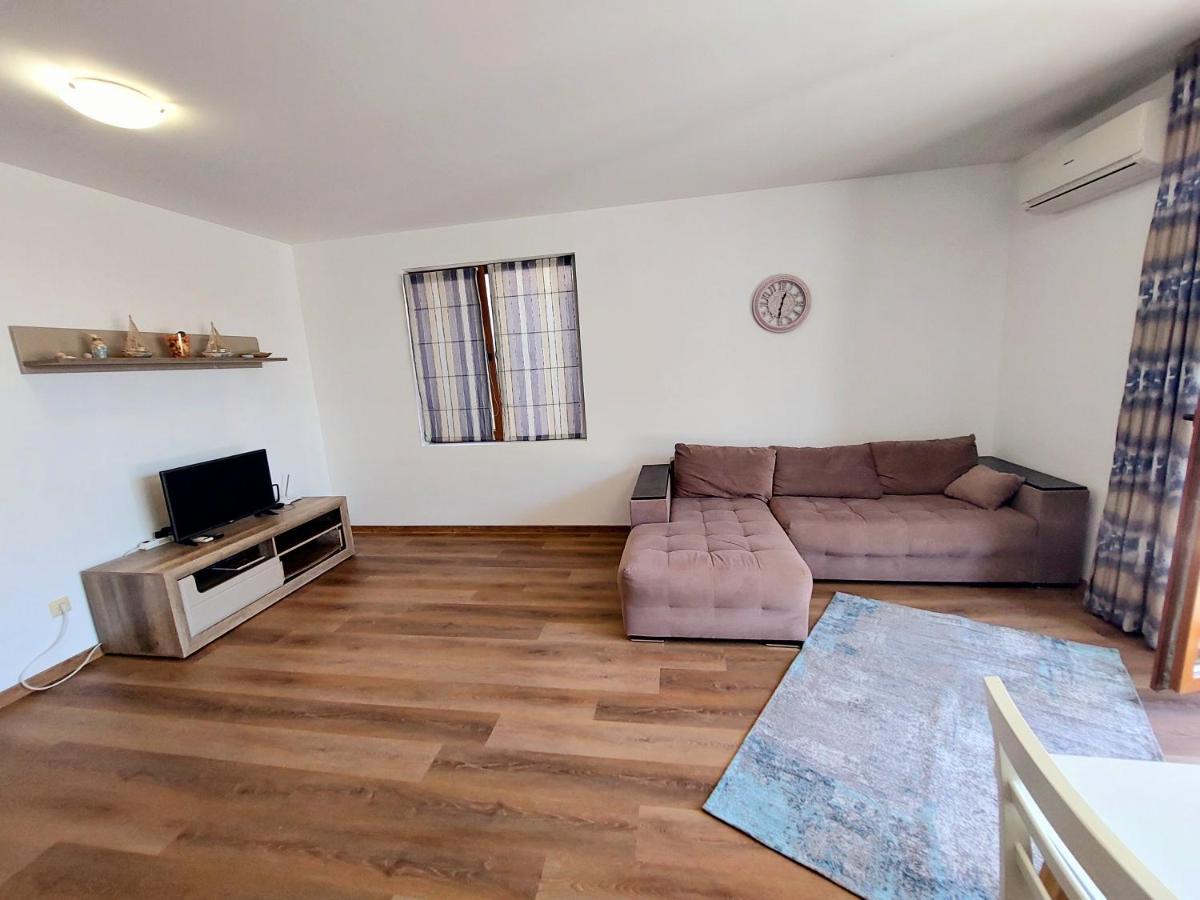 Vip Apartments In Szozopol Kültér fotó